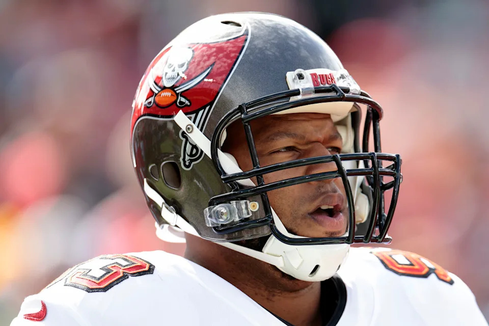 TAMPA, FLORIDA - JANUARY 16: Ndamukong Suh #93 of the Tampa Bay Buccaneers looks on prior to the NFC Wild Card Playoff game against the Philadelphia Eagles at Raymond James Stadium on January 16, 2022 in Tampa, Florida. (Photo by Douglas P. DeFelice/Getty Images)Douglas P&period; DeFelice&sol;Getty Images