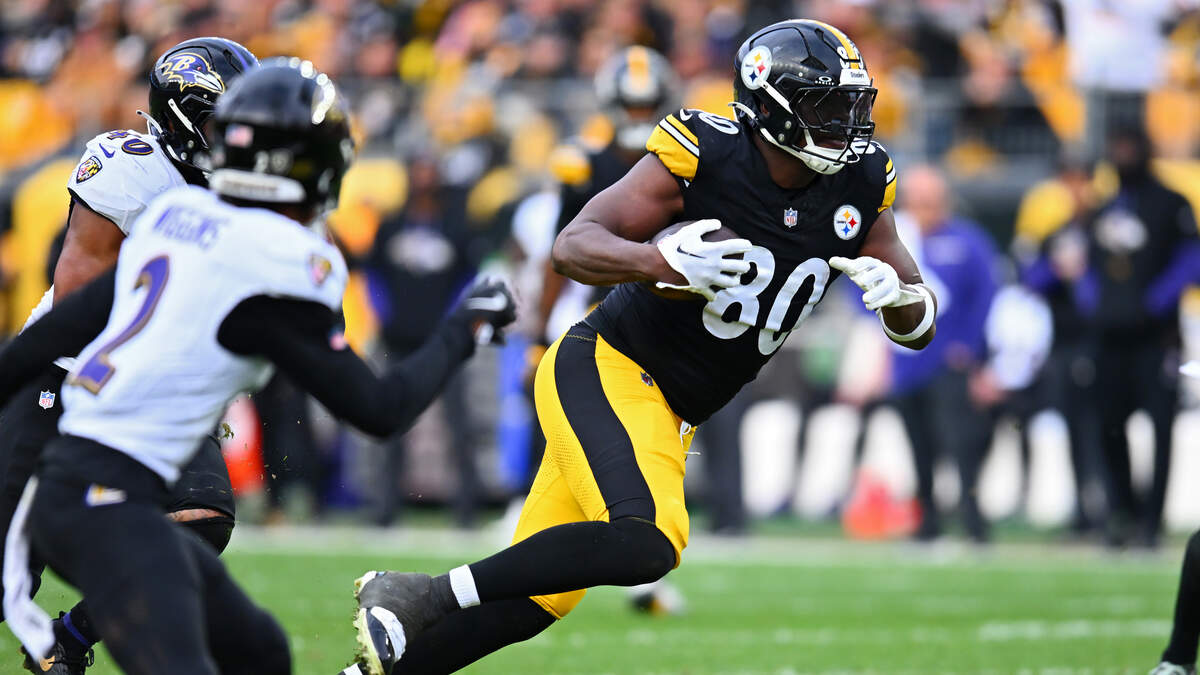 Should the Denver Broncos Trade For Darnell Washington?