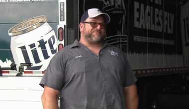 'All in good fun': Banko Beverage Co. gifts new Eagles-branded truck to Cowboys fan employee | Allentown Area