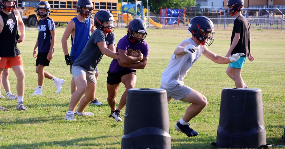 Carlisle leads the charge for Illini West | Sports