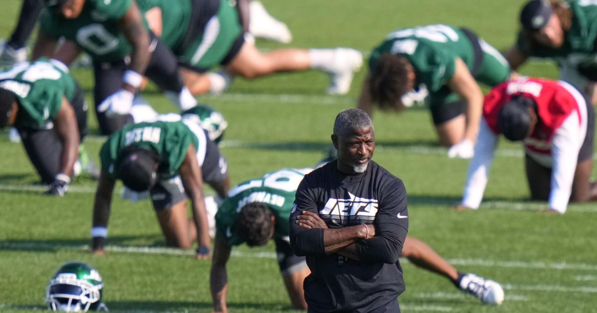 Jets to have officials at camp to reduce penalties, says coach Aaron Glenn | National Sports