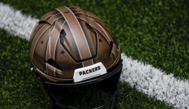 Back to the Future: Packers unveil 1923 throwback uniforms — and why they chose them | Top Stories