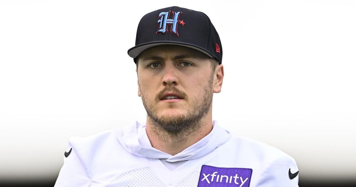 Texans Camp Football - New Castle News