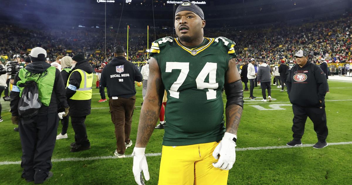 Packers' Elgton Jenkins says he's OK with his position switch and believes he can thrive at center | NFL