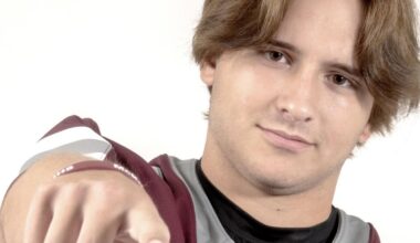 Maroons, Chargers entering new era of quarterbacks | Sports