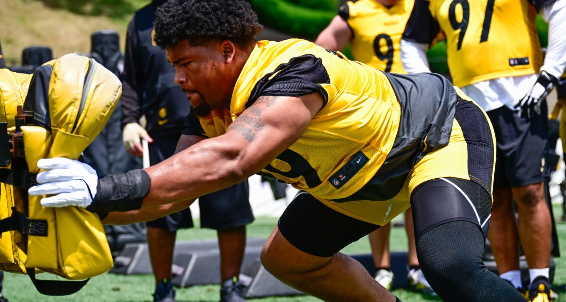 Harmon, Black Coming on Strong for DL