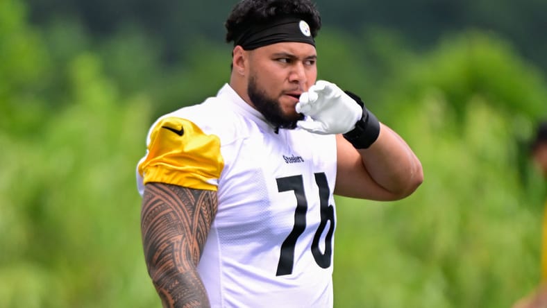 Steelers OT Troy Fautanu
