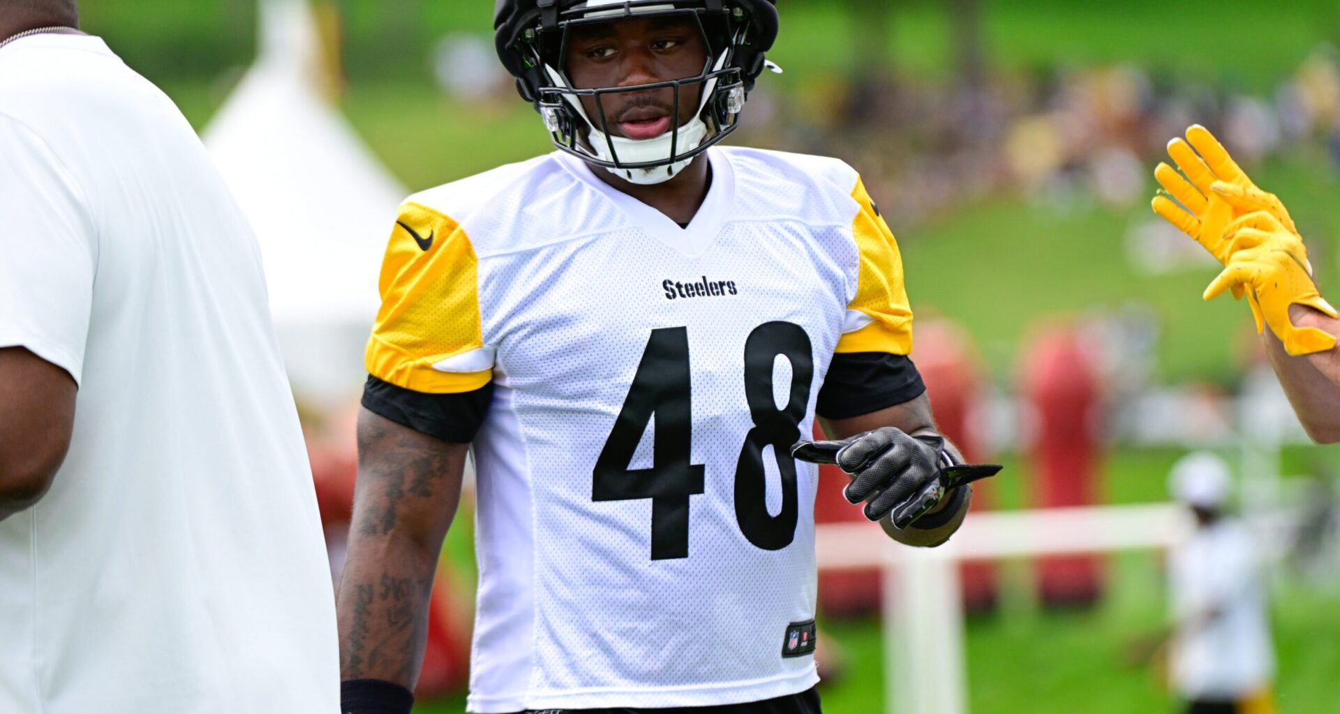 Season-Ending Injury Feared for Steelers Tight End