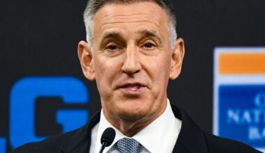 U-M should receive no more sanctions in sign-stealing case