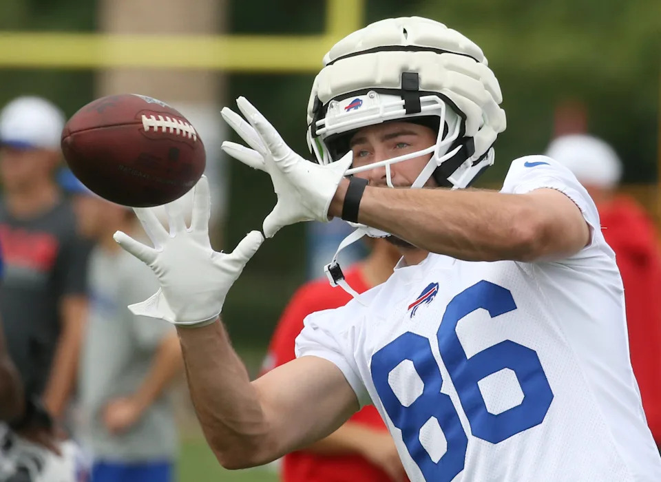 Bills tight end Dalton Kincaid eyes in a pass during day three of Buffalo Bills training camp at St. John Fisher University Friday, July 25, 2025 in Pittsford, NY.