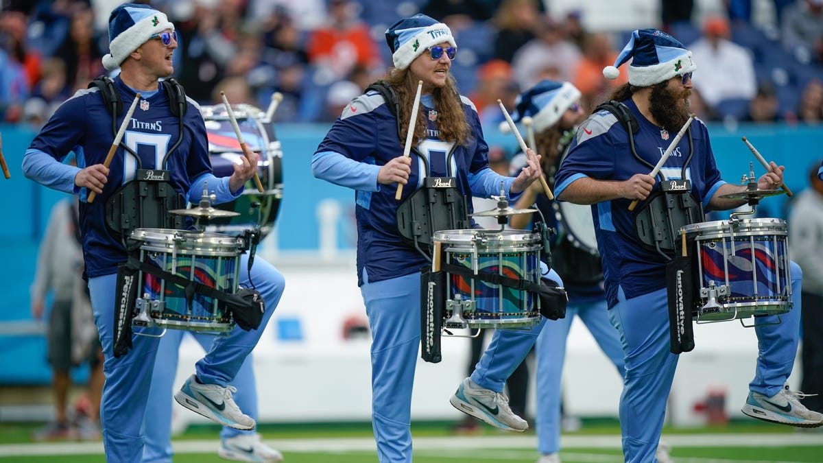 Tennessee Titans announce Chloe Holladay as team's baton twirler