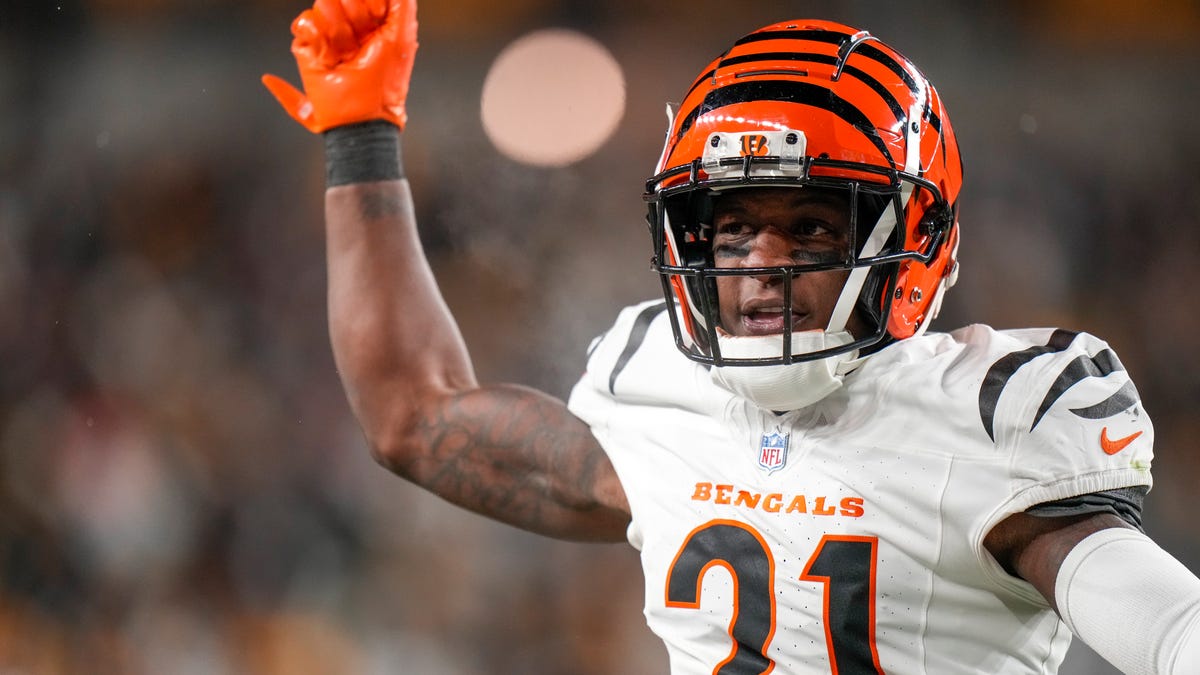 Mike Hilton signs with Dolphins; DB played four seasons for Bengals