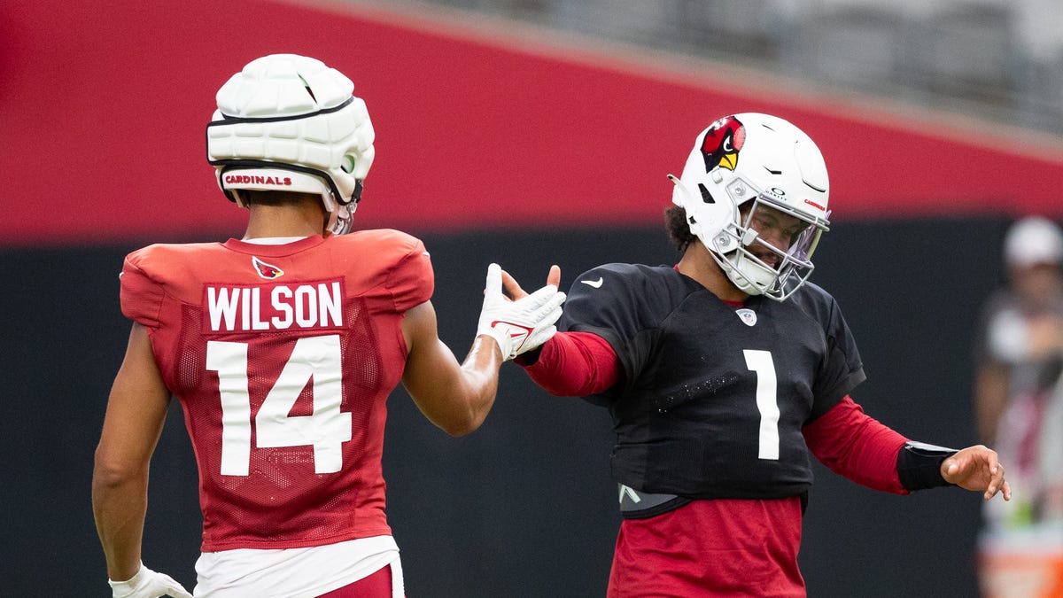 Arizona Cardinals arrive to 2025 training camp