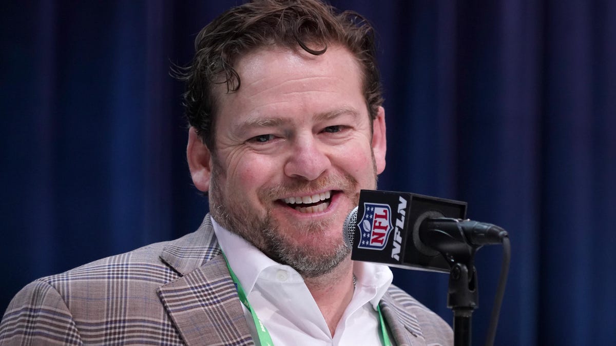 2026 NFL mock draft: Seahawks boost offensive line