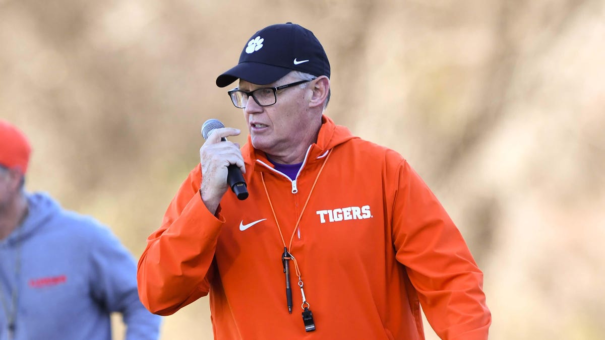 Tom Allen compares T.J. Parker to top 2025 NFL draft pick Abdul Carter