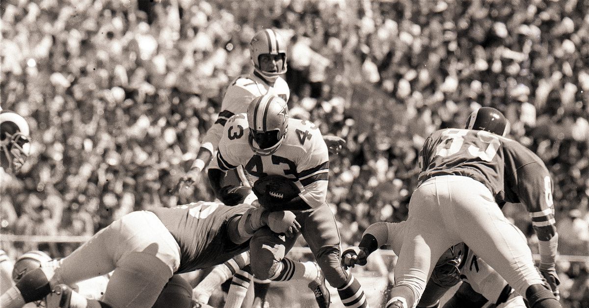 Dallas Cowboys countdown to the season opener: Day 48 Don Perkins