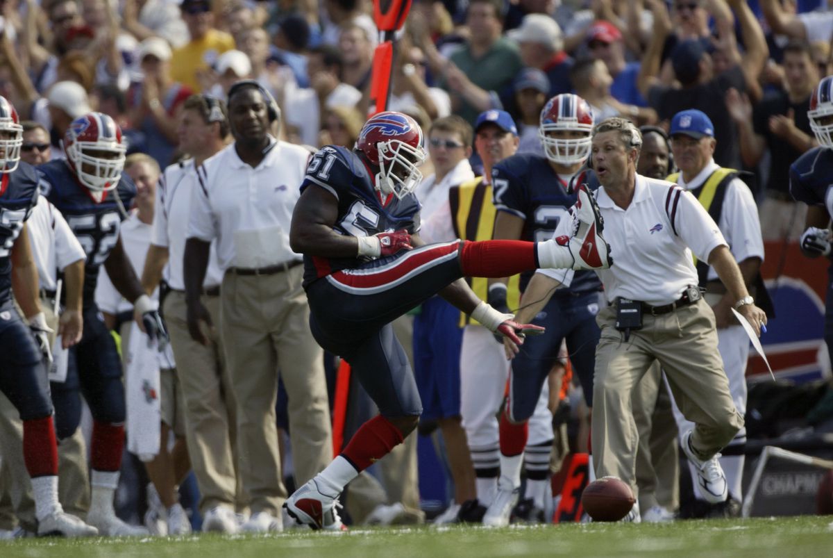 Buffalo Bills Takeo Spikes...