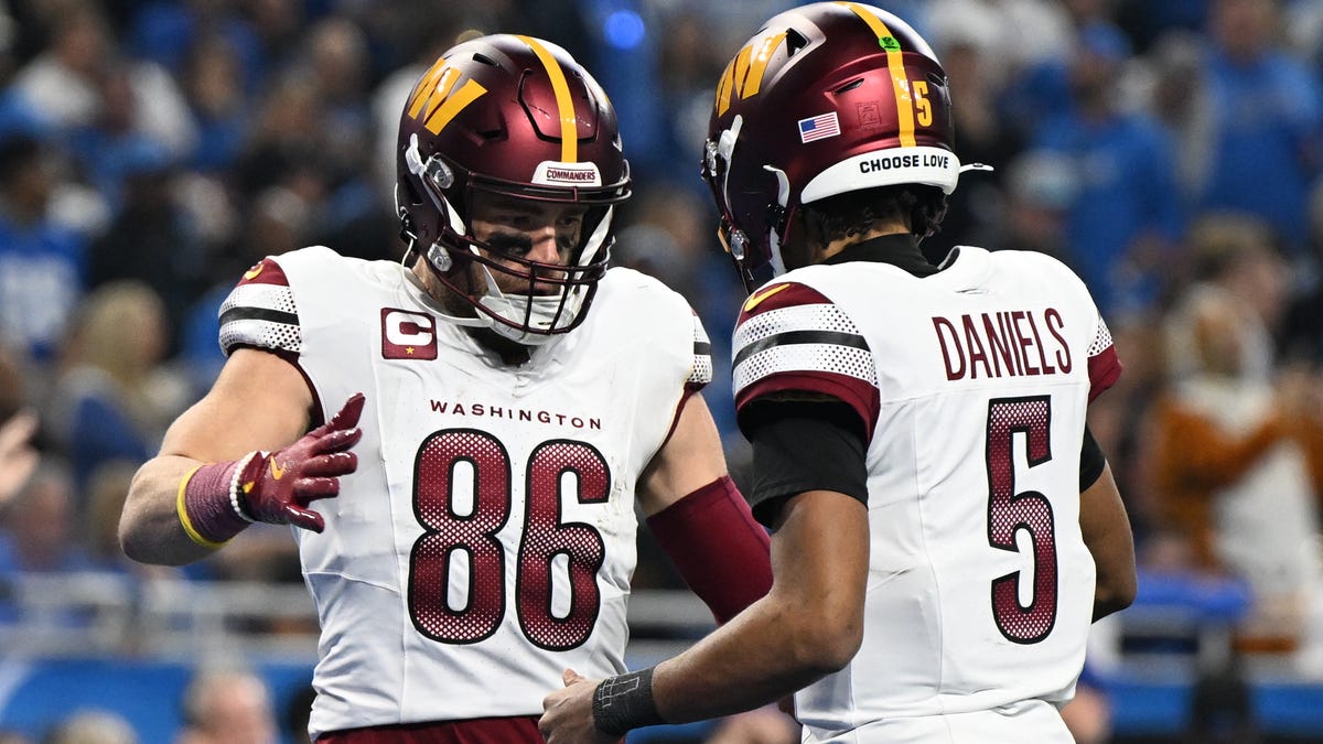 Jayden Daniels named the best No. 5 in the NFL