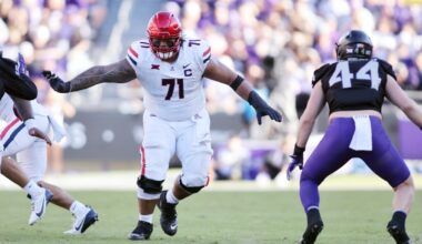 Dolphins agree to fully guaranteed deal with rookie G Jonah Savaiinaea