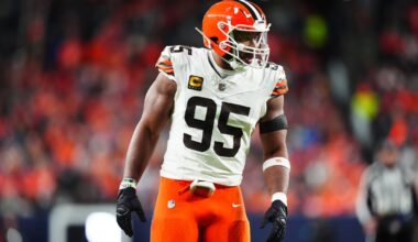 Colts pick Myles Garrett, pass on QB in mock draft of active NFL players