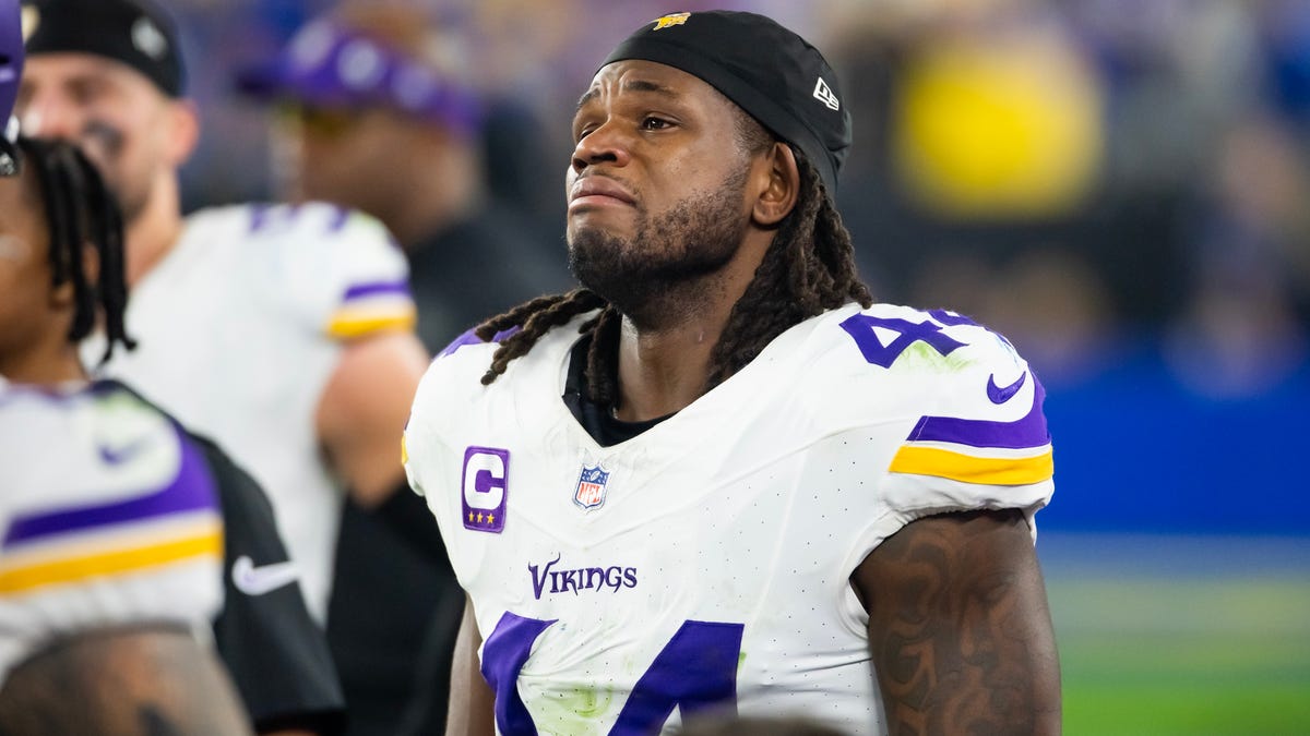 Vikings training camp Day 2 medical updates: Josh Metellus misses time