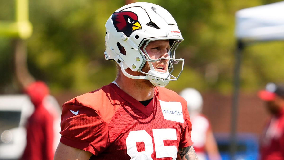 ESPN Top 10 TE list does not even have Cardinals' Trey McBride top 3