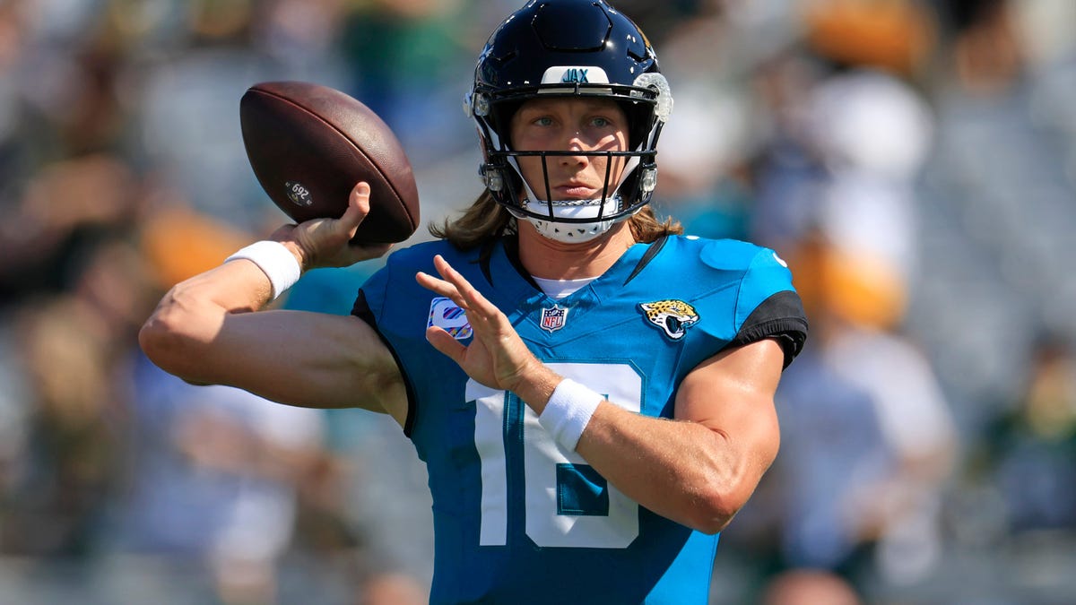Heavy dose of top 10 CBs on 2025 schedule for Jaguars, Trevor Lawrence