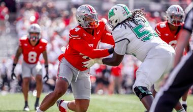 Chargers sign OL Elijah Ellis