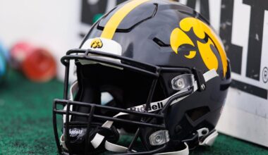Former Iowa football QB re-enters NCAA transfer portal