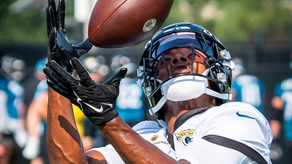 3 rookies not named Travis Hunter to watch