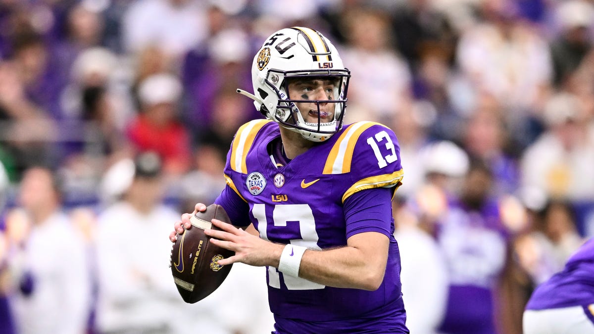 QB Garrett Nussmeier an early popular pick for Colts