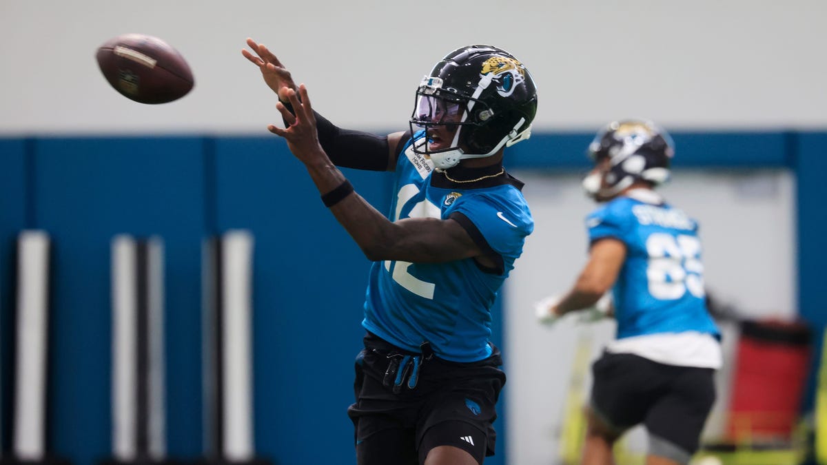 Jaguars Liam Coen on what he's seen from Travis Hunter this offseason
