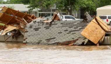 Texans donate in the wake of aftermath from flooding in Hill Country
