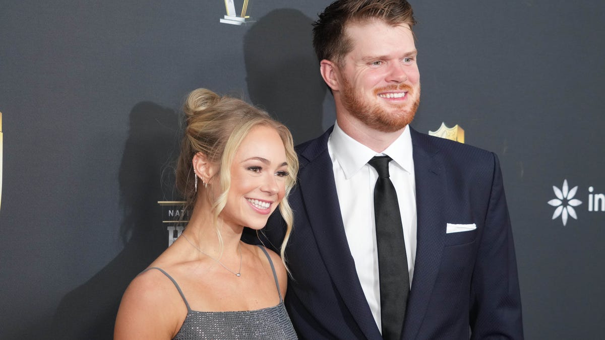Seattle Seahawks QB Sam Darnold announces his engagement