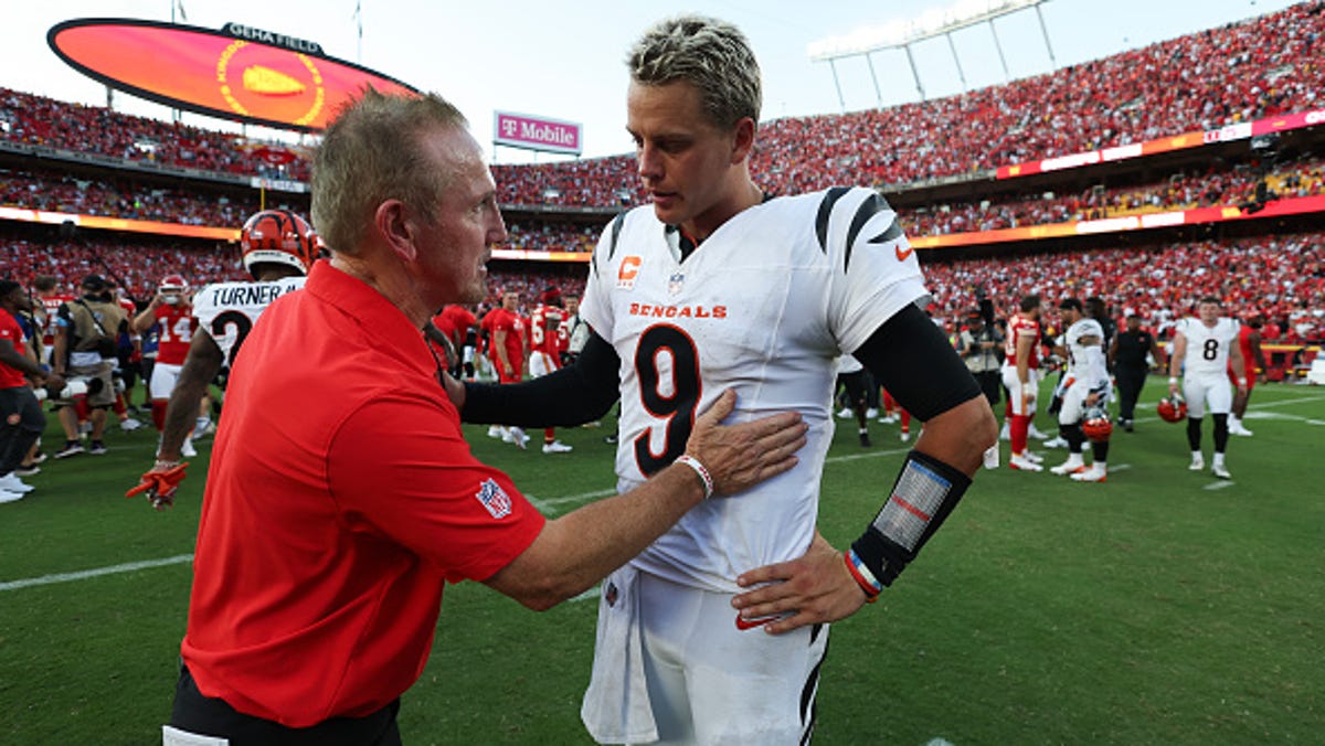 Arizona Cardinals to face many top QBs in final stretch of 2025 season