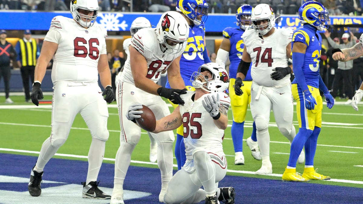 Which NFC West team has top TE duo in 2025?