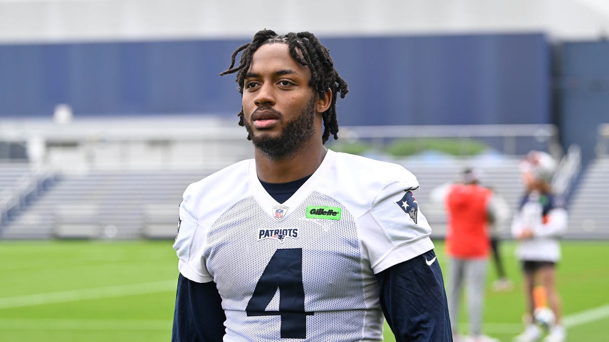 Cowboys should target Patriots RB Antonio Gibson in trade talks