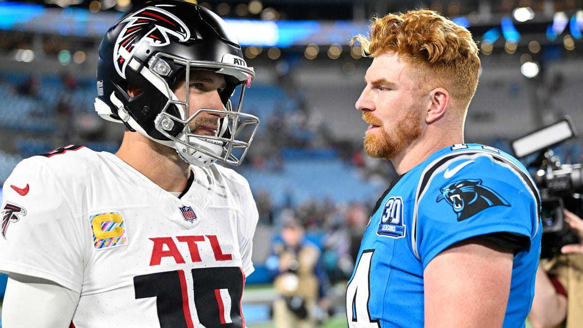 Kirk Cousins consoled by Panthers QB after benching