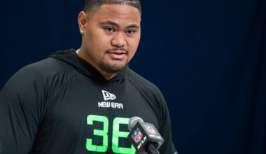 Miami adds interior OL Jonah Savaiinaea