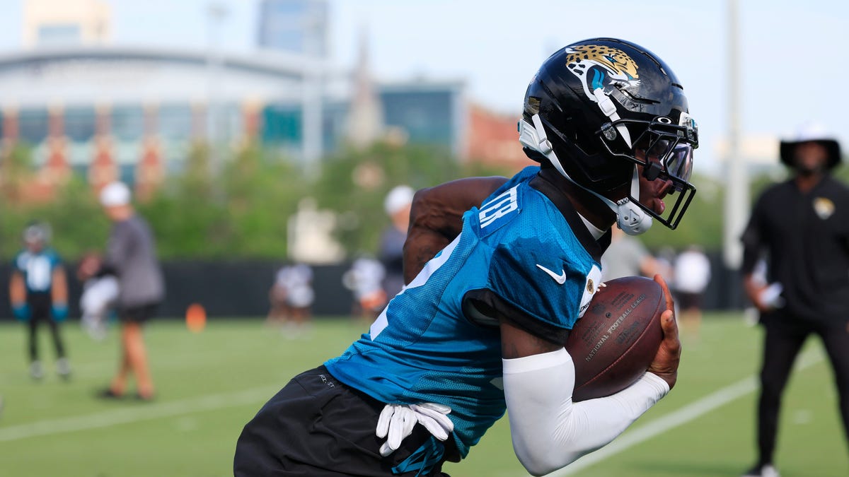 What Jourdan Lewis has seen from Travis Hunter