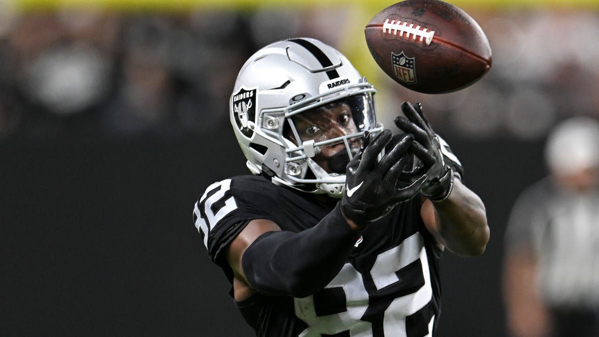 Tennessee Titans sign Ramel Keyton with injury to Treylon Burks