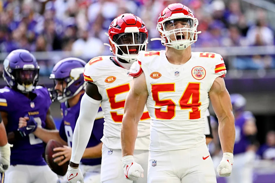 MINNEAPOLIS, MINNESOTA - OCTOBER 08: Leo Chenal #54 of the Kansas City Chiefs celebrates after a sack during the first quarter against the Minnesota Vikings at U.S. Bank Stadium on October 08, 2023 in Minneapolis, Minnesota. (Photo by Stephen Maturen/Getty Images)