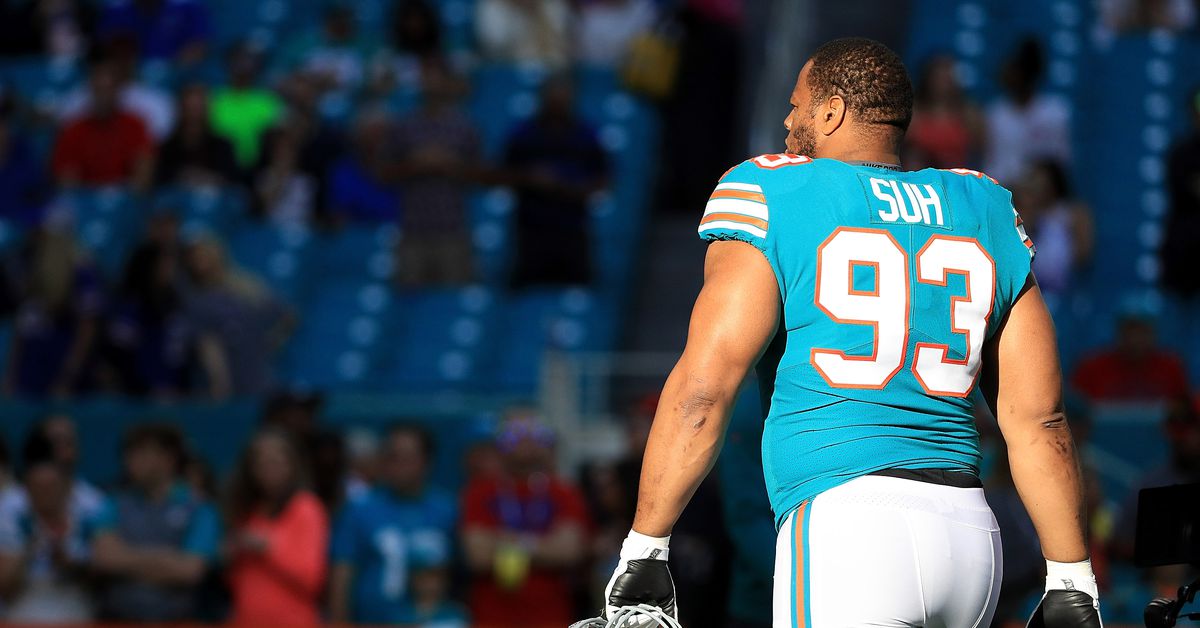 Ndamukong Suh announces retirement officially ending Hall of Fame career