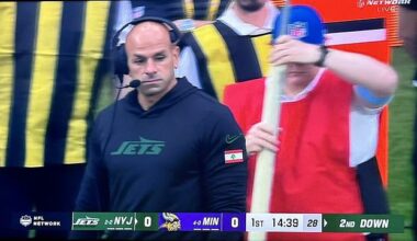 Jets head coach Robert Saleh sparked controversy by wearing a Lebanese flag on his sleeve