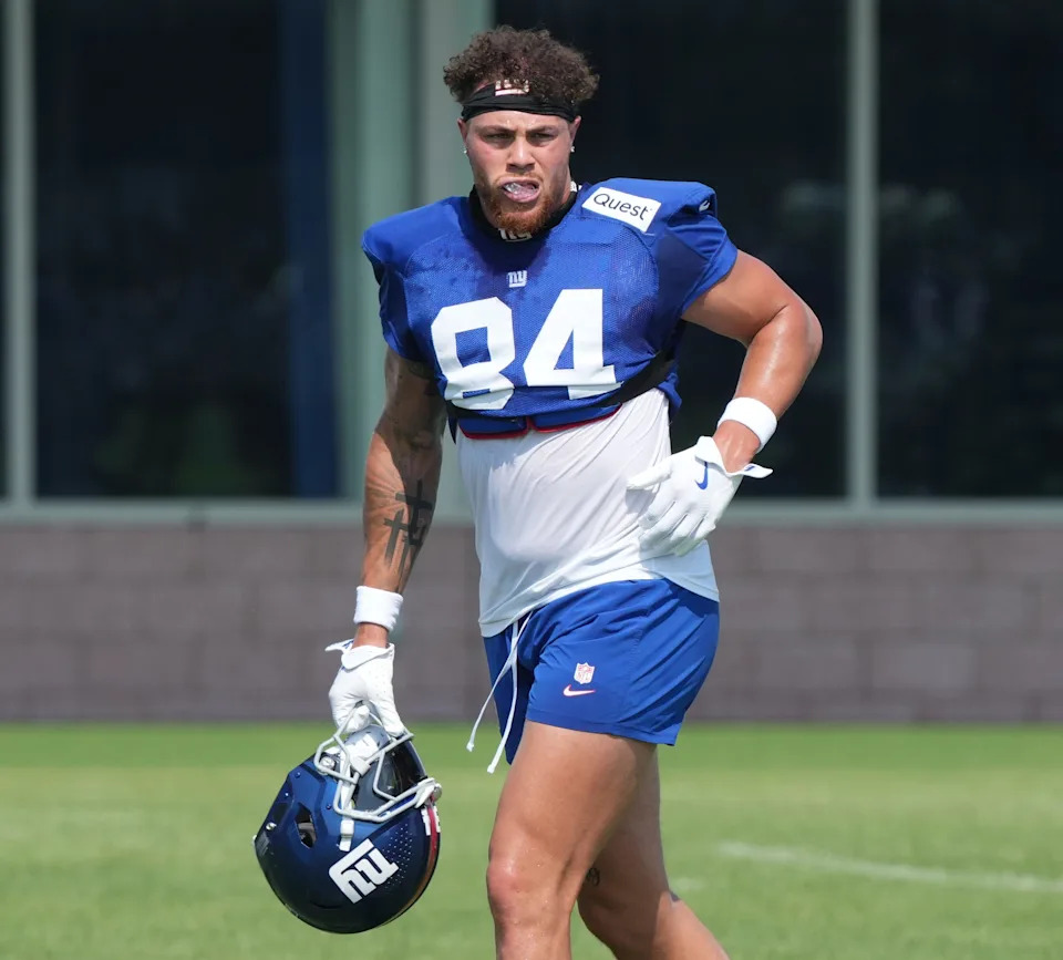 East Rutherford, NJ -- July 25, 2025 — Tight end, Theo Johnson during practice this morning at the 2025 NY Giants Training Camp held at their Quest Diagnostic Training Center in East Rutherford, NJ.