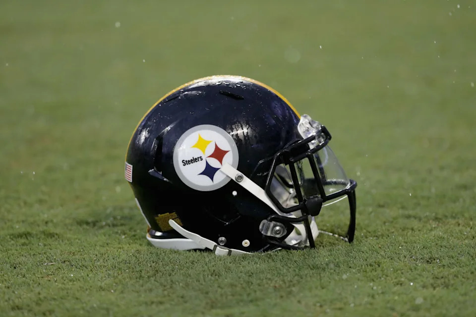 CHARLOTTE, NC - SEPTEMBER 01: A detailed view of a Pittsburgh Steelers helmet before their game against the Carolina Panthers at Bank of America Stadium on September 1, 2016 in Charlotte, North Carolina. (Photo by Streeter Lecka/Getty Images)