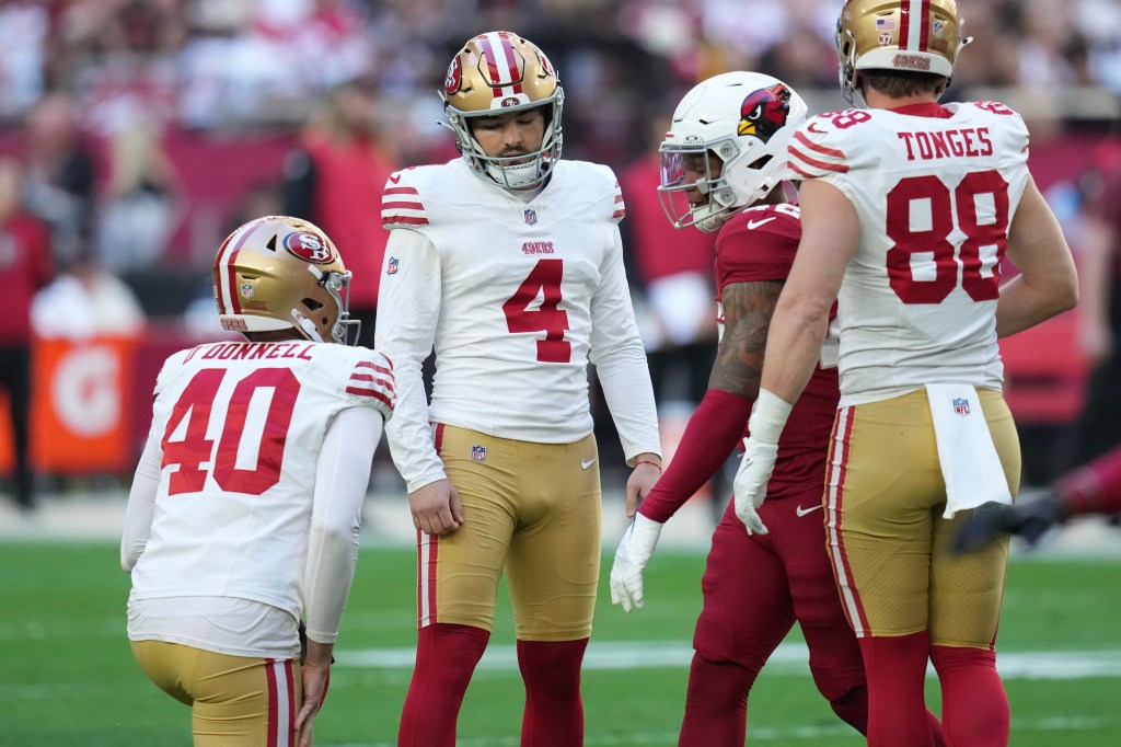 49ers' special teams see facelift at training camp as Joseph pushes Moody