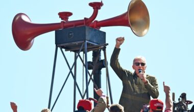 49ers' great Joe Montana endorses Brock Purdy's record payday