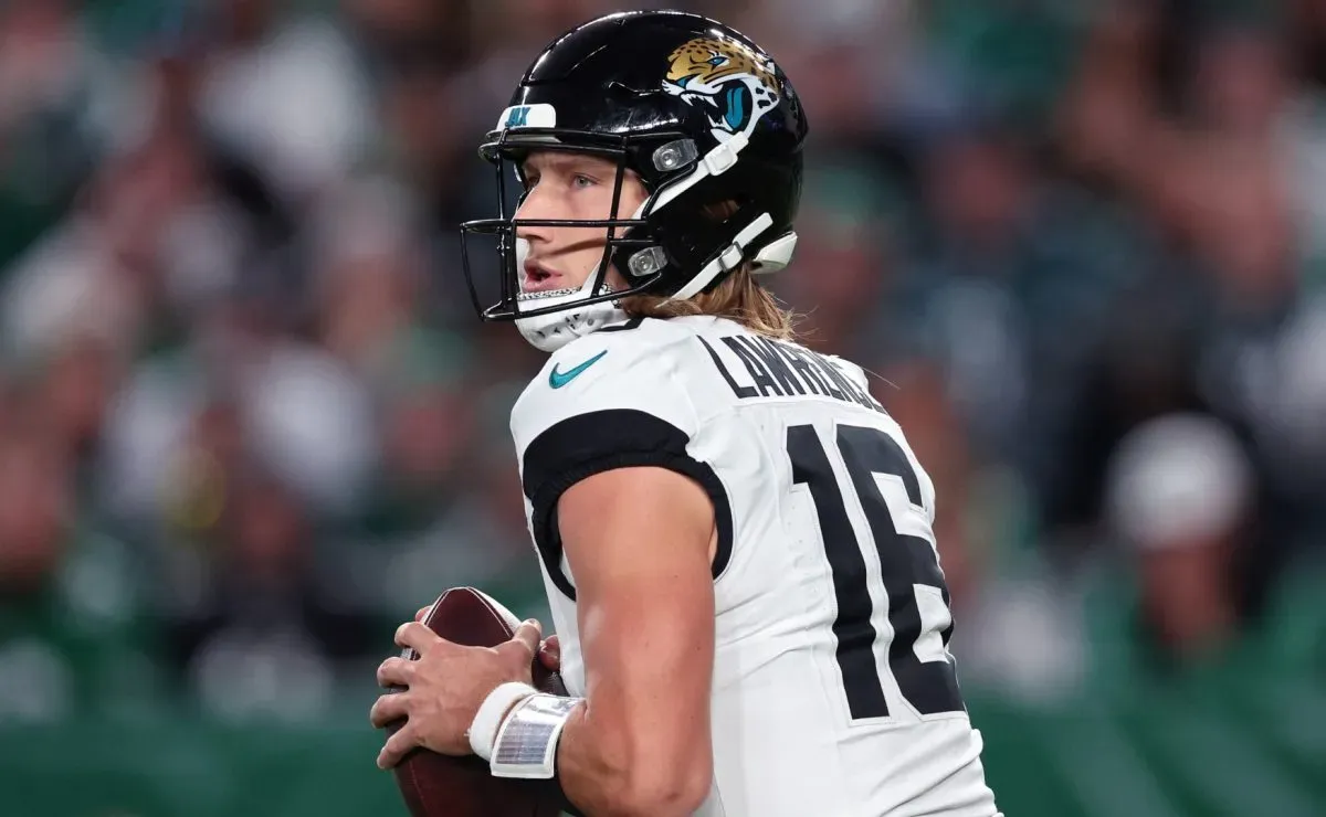 Trevor Lawrence teammate called out by Jaguars Head Coach Liam Coen