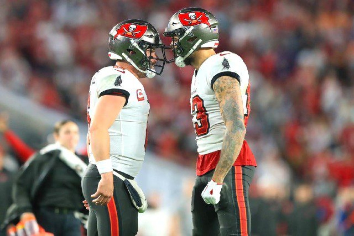Buccaneers Could Have Difficult Time Retaining Mike Evans - NFL News